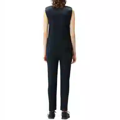 PLEATS PLEASE ISSEY MIYAKE