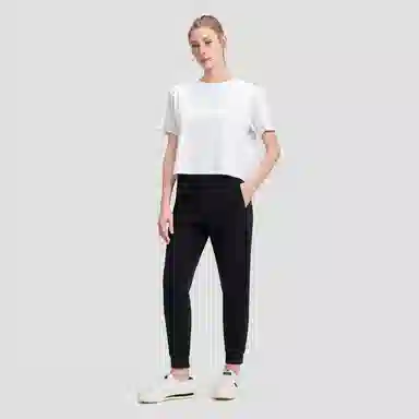 DESCENTE ESSENTIAL TOUGHlogo T