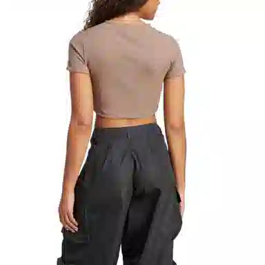 adidas originals Essentials logo T