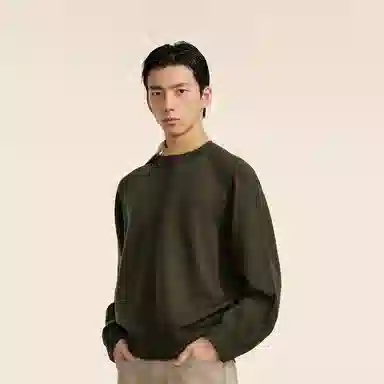 速写 纯色混纺宽松打底毛衣 男款