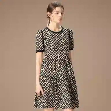 粉红玛琍 春 格子印花短袖连衣裙 宽松 女款 棋盘格