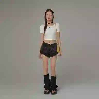CHUU 2024 T