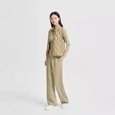 波司登 轻暖系列 新款山系男女同款情侣薄款保暖宽松立领纯色葫芦纹马甲羽绒服 女款