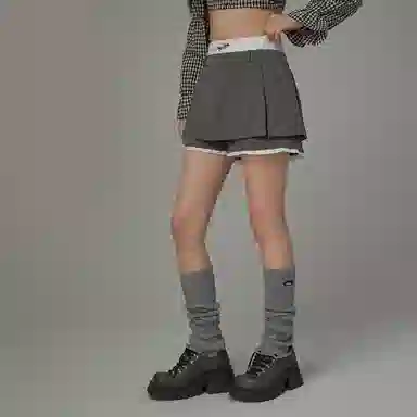 CHUU Lace Panel Skirt Shorts