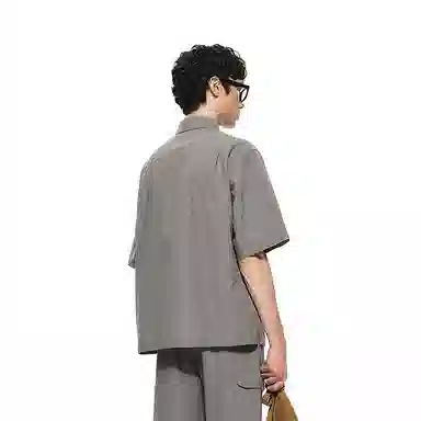 速写 黑支线 纯色简约通勤口袋短袖衬衫 男款