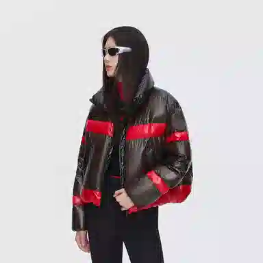 波司登 宽松舒适简约立领短款条纹面包服羽绒服 女款