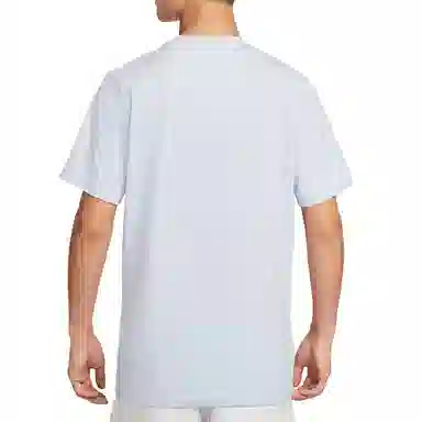 Nike Sportswear Club T