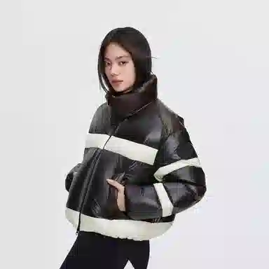 波司登 宽松舒适简约立领短款条纹面包服羽绒服 女款