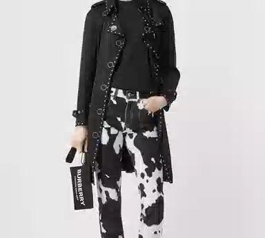 Burberry Monogram Motif T