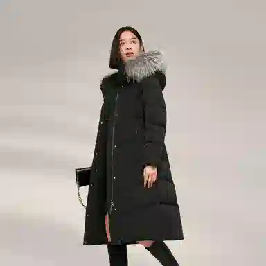 波司登 鹅绒纯色厚款舒适百搭时尚羽绒服 女款