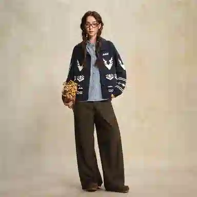 佐丹奴 撞色提花翻领开襟毛织针织衫 女款