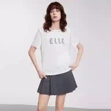 ELLE T
