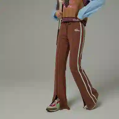 CHUU Letter Print High Waist Flared Pants