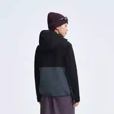 90700