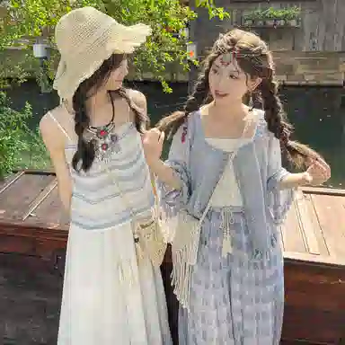 森女部落 原创拼接蕾丝渐变吊带外穿度假风波西米亚风 女款