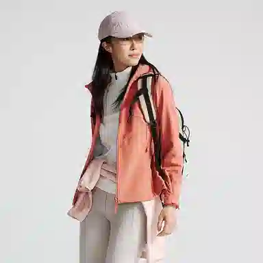 探路者  抓绒防风防泼水修身版型  软壳衣  女款