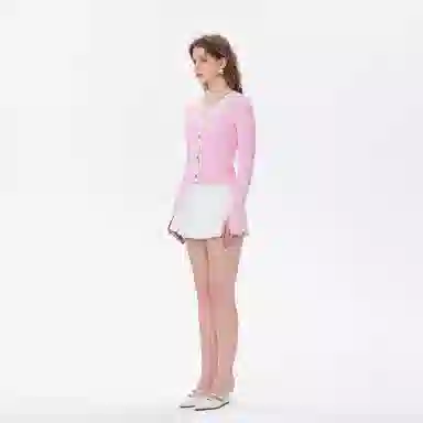 Three Quarters Pleated A-Line Shorts White