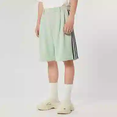 SS23