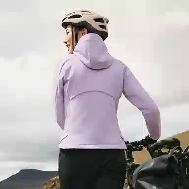 探路者  抓绒防风防泼水修身版型  软壳衣  女款