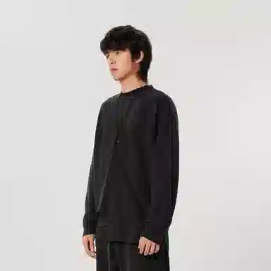 SS23 V
