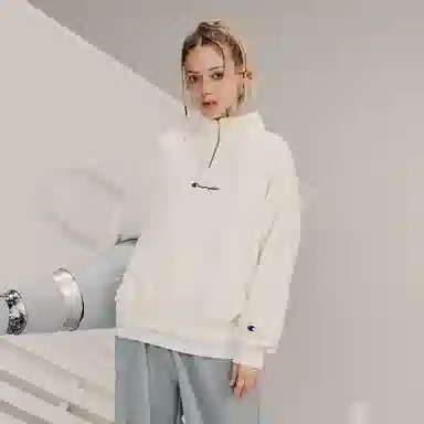 Champion FW23 Women'S Logo