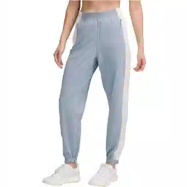 lululemon Adapted State FW24 Glow logo