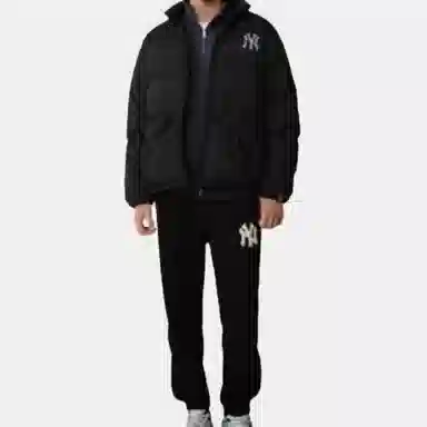 New Era x MLB FW24 logo