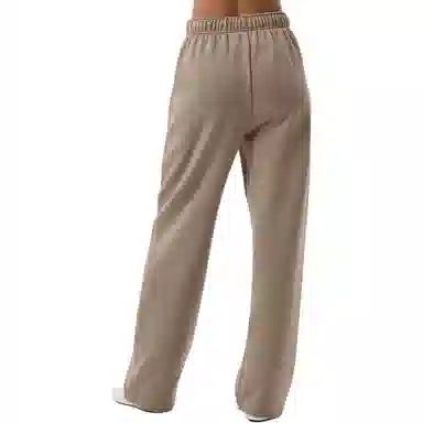 Alo Yoga JISOO Series