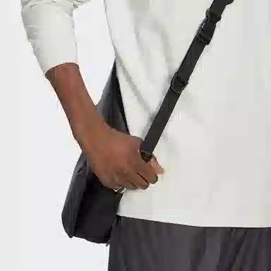 adidas Rifta Messenger