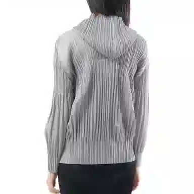 PLEATS PLEASE ISSEY MIYAKE