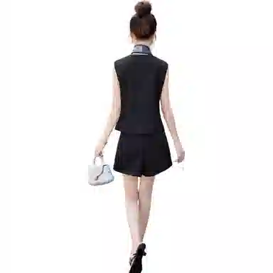 PIERRE CARDIN 2025
