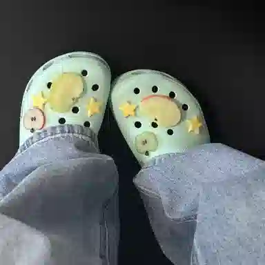 Crocs DIY