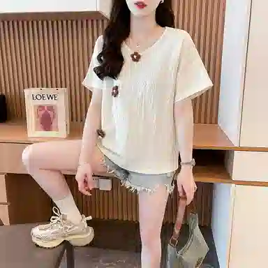 LAKESI T