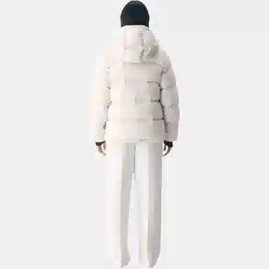 ARITZIA The Super Puff™ cliMATTE™