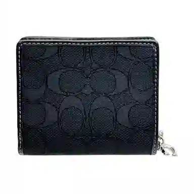 COACH Snap Wallet 11 Logo