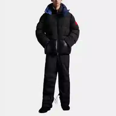 Moncler FW22 2 Moncler 1952 Logo