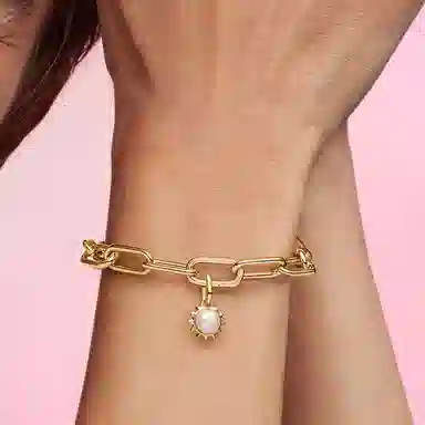 Pandora ME Sun Pendant