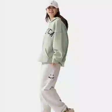 nautica white sail FW23 Logo