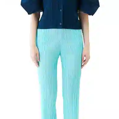 PLEATS PLEASE ISSEY MIYAKE