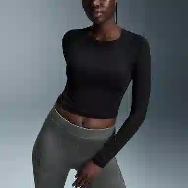 On Studio Long-T Crop T