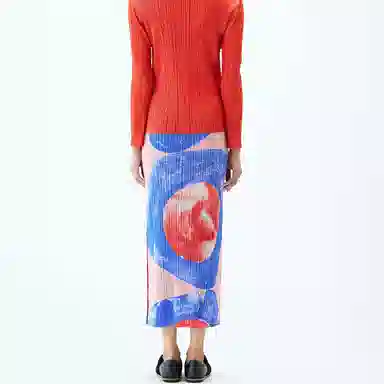 PLEATS PLEASE ISSEY MIYAKE