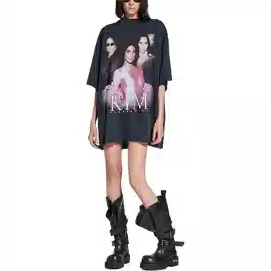 Balenciaga T