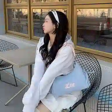 Lee Cloud Dumpling Bag Light Blue Pink