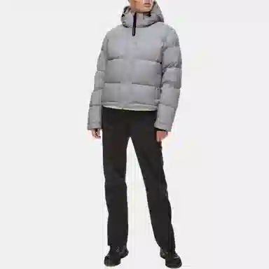 Aritzia TNA Super Puff Shorty