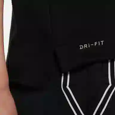 Nike Standard Issue T