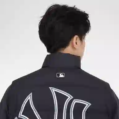 MLB 23FW Yankees Down Vest Black