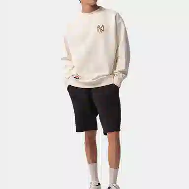 New Era x MLB Crewneck Ivory