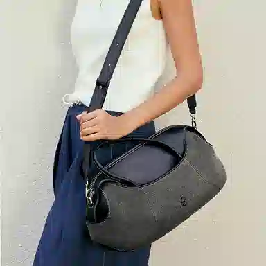 古良吉吉 通勤时尚拉链开合 头层牛皮 棒球波士顿包单肩斜挎包 大号 女款 帆布白/帆布黑/复古牛仔