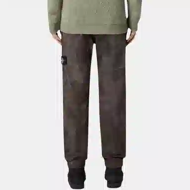 Stone Island SS25 Supima Camo Badge Joggers Military Green