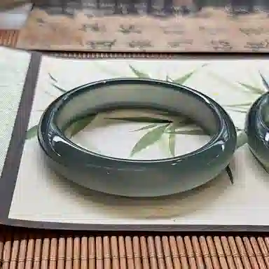 谧月珠宝 中式国潮国风复古典雅 小众设计高级清冷清透轻奢通勤旗袍 精致素净莹润光亮圆条甜蜜饰爱显白 玛瑙 玉石手镯 女款